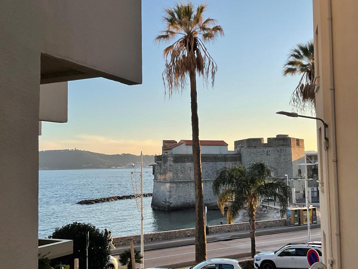 Somptueux Appartement Face A La Mer Toulon Exterior photo