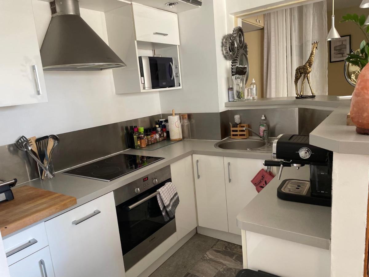 Somptueux Appartement Face A La Mer Toulon Exterior photo