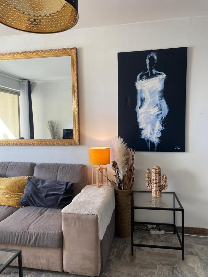 Somptueux Appartement Face A La Mer Toulon Exterior photo